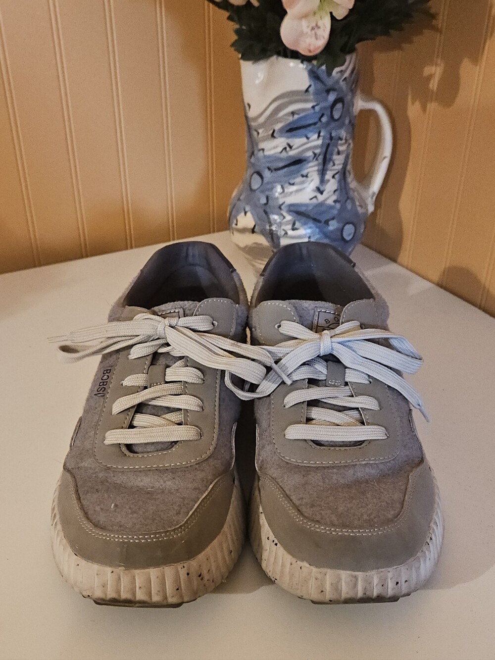 Skechers Light GrayTextile Womens Sneakers